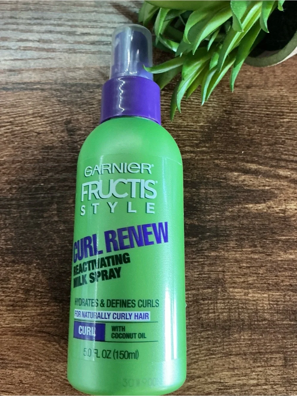 Garnier Fructis Style Curl Renew Reactivating Milk Spray - Green & Purple